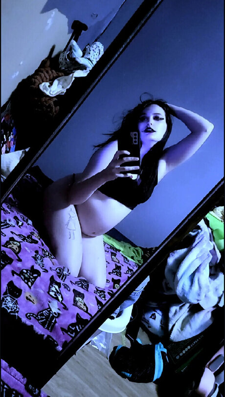 Foto di nudo di fuga di OnlyFans di Your Dirty Succubus