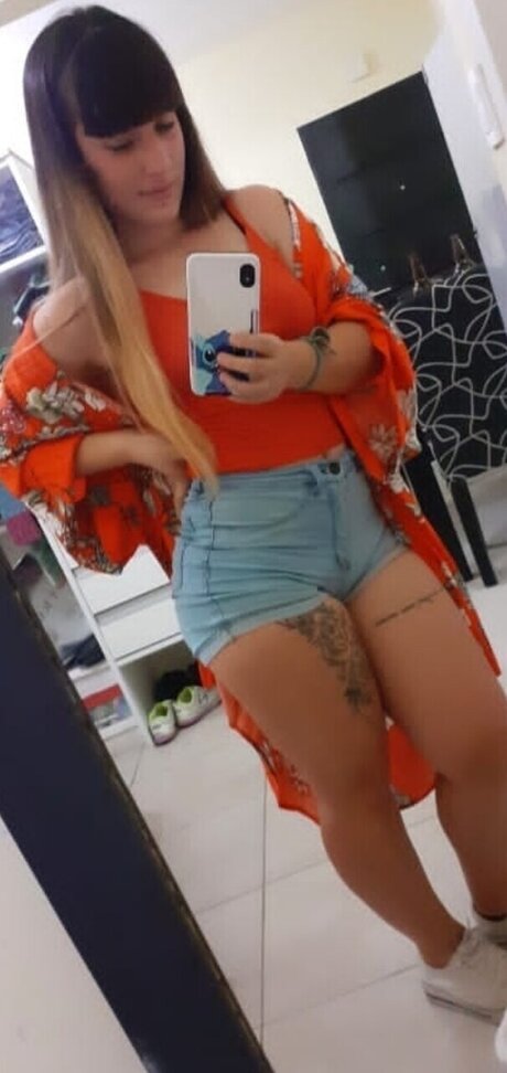 Foto di nudo di fuga di OnlyFans di Oriana