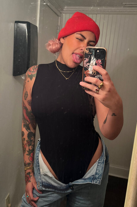 Foto di nudo di fuga di OnlyFans di D