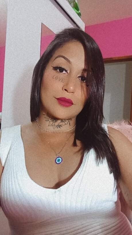 Foto di nudo di fuga di OnlyFans di Carolina Arajo