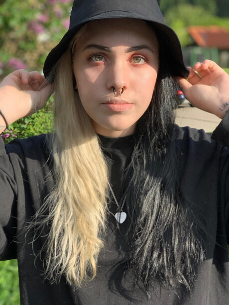 Foto di nudo di fuga di OnlyFans di Nastya