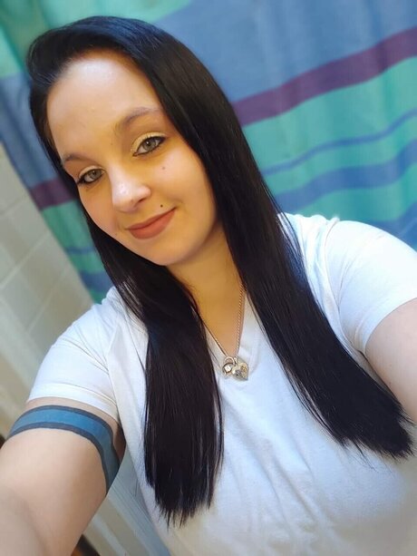 Foto di nudo di fuga di OnlyFans di Victoria Judware