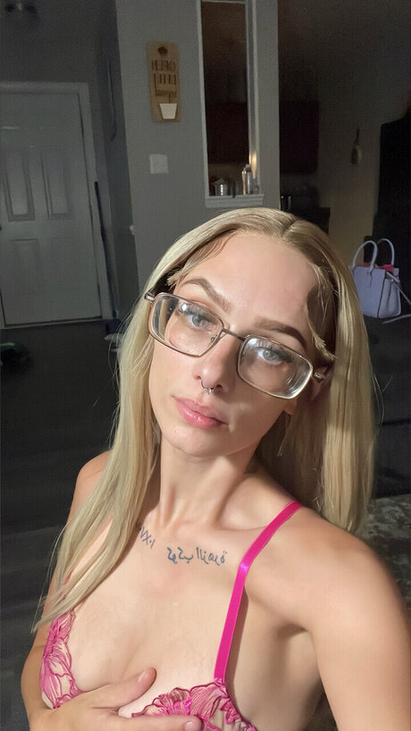 Foto di nudo di fuga di OnlyFans di Russian Creamer 
