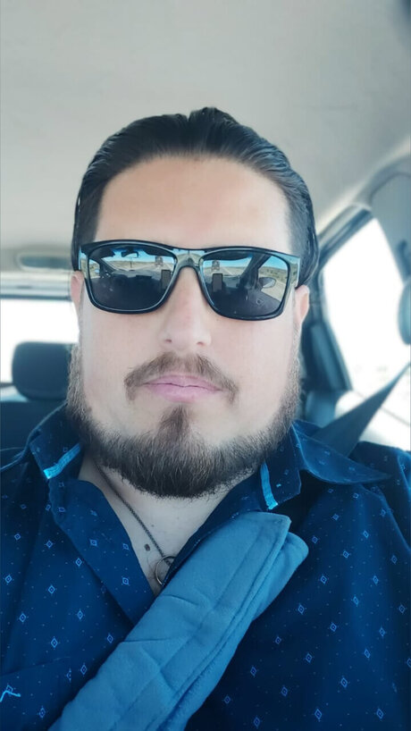 Foto di nudo di fuga di OnlyFans di Andru Towers