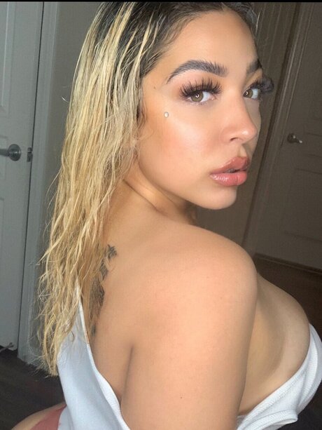 Foto di nudo di fuga di OnlyFans di Spoil Princess Birthday 1022