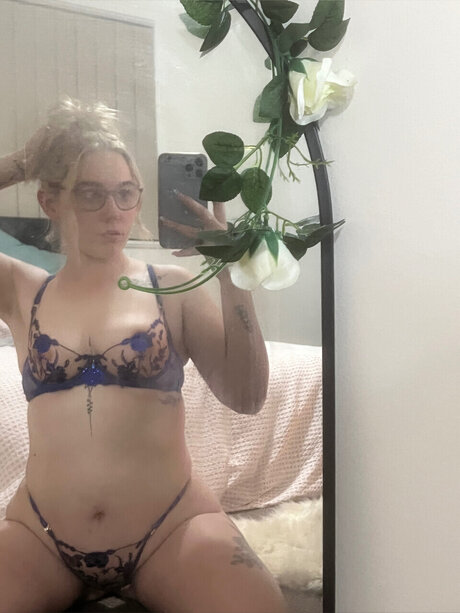 Foto di nudo di fuga di OnlyFans di Thatblonde
