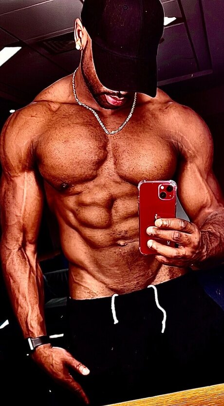 Foto di nudo di fuga di OnlyFans di Pjay Finch