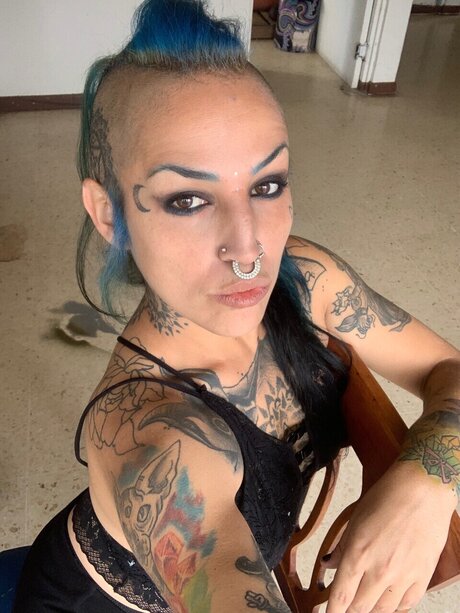Foto di nudo di fuga di OnlyFans di Luna Galaxpsy