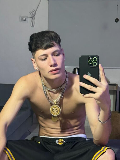 Foto di nudo di fuga di OnlyFans di Darel Tamay