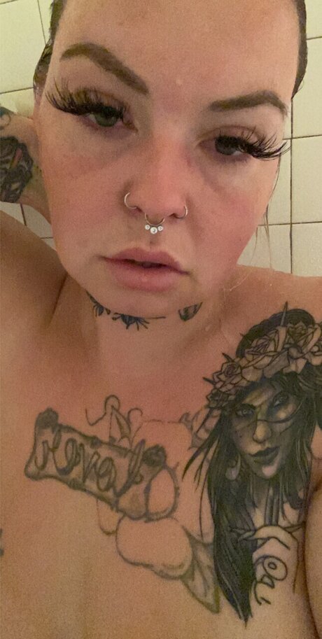 Foto di nudo di fuga di OnlyFans di Camryn Quinn