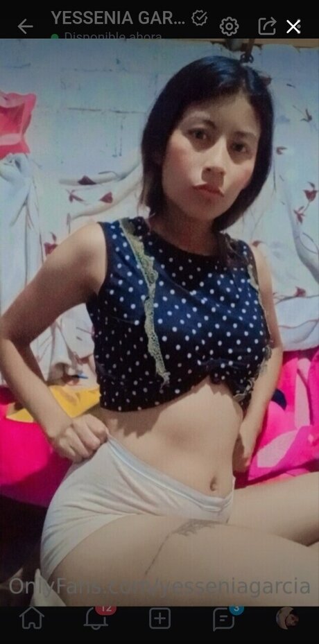 Foto di nudo di fuga di OnlyFans di Yessenia Garcia
