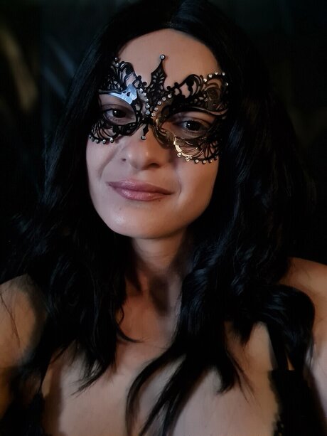 Foto di nudo di fuga di OnlyFans di Mysterious Lady