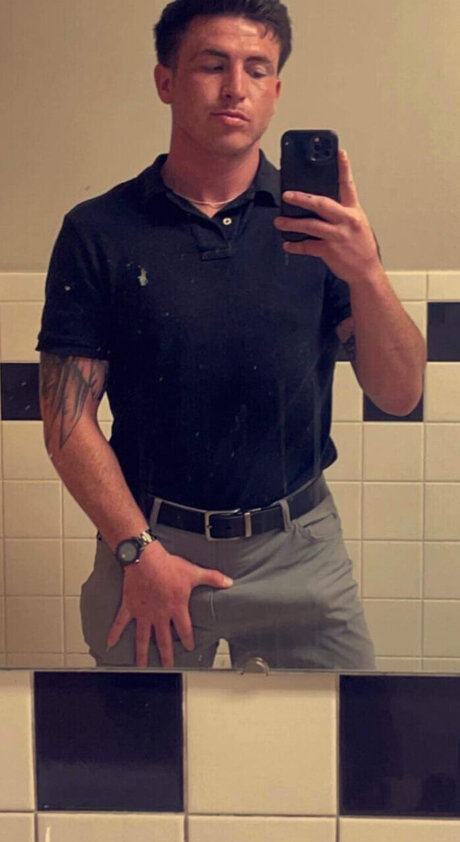 Foto di nudo di fuga di OnlyFans di Matthew Sicurella