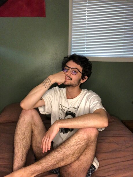 Foto di nudo di fuga di OnlyFans di Rowen