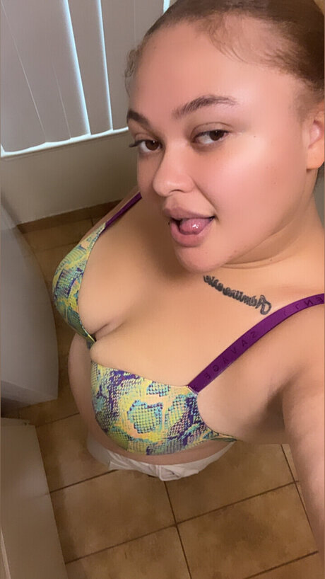Honeyy