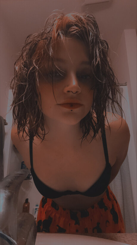 Foto di nudo di fuga di OnlyFans di Kat