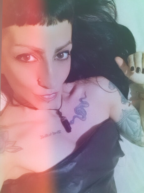 Foto di nudo di fuga di OnlyFans di 