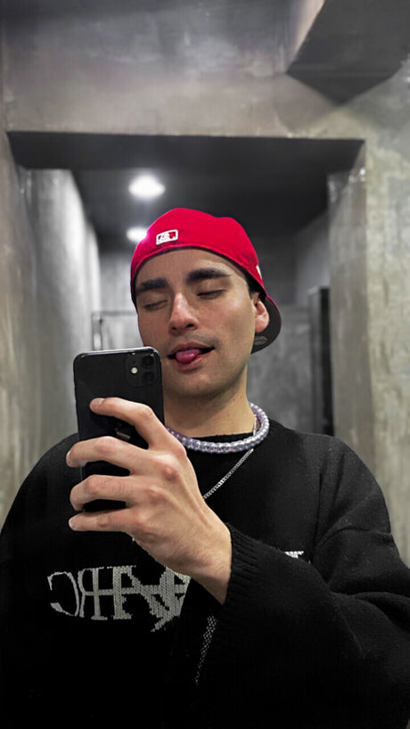 Foto di nudo di fuga di OnlyFans di   
