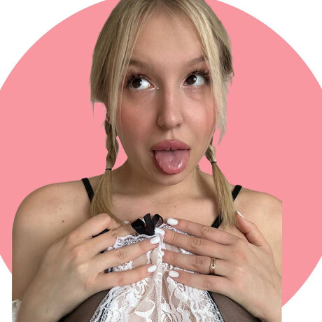 Foto di nudo di fuga di OnlyFans di Julia 