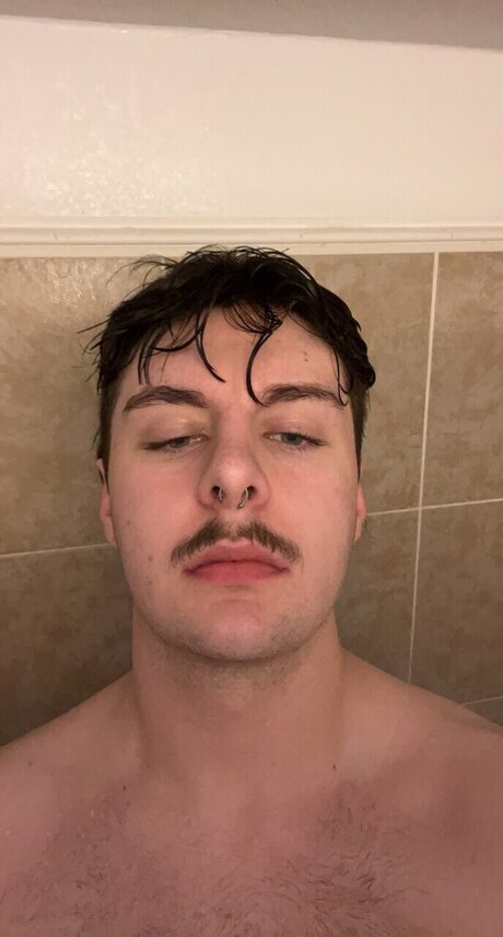 Foto di nudo di fuga di OnlyFans di Brody 