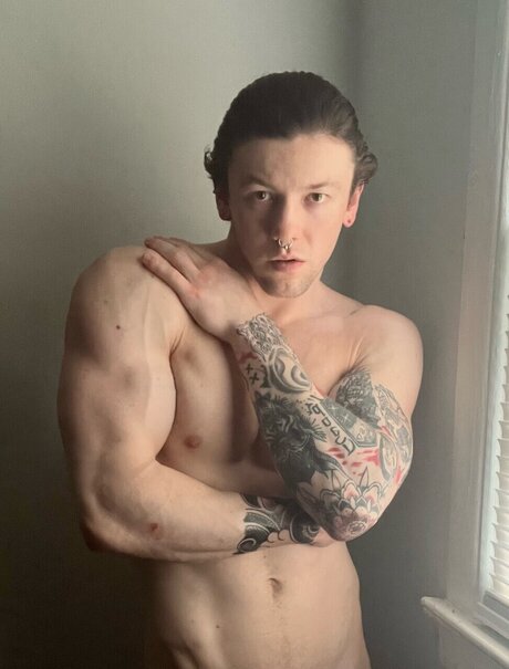 Foto di nudo di fuga di OnlyFans di Tyler Ford