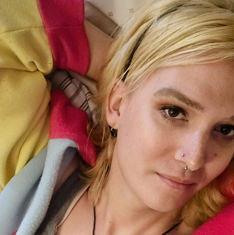 Foto di nudo di fuga di OnlyFans di Violet Kennedy