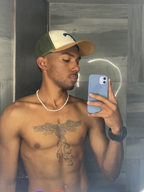 Foto di nudo di fuga di OnlyFans di Bryan Daniel