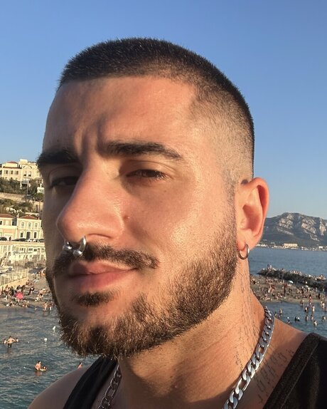 Foto di nudo di fuga di OnlyFans di Xlfboymarseille