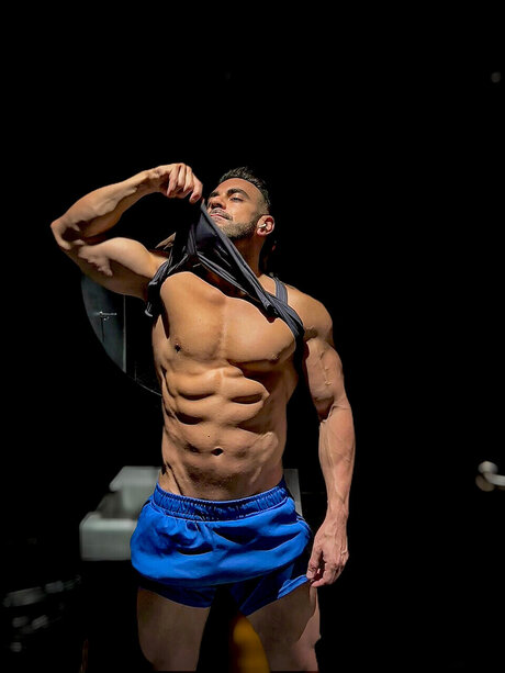 Foto di nudo di fuga di OnlyFans di Muscle Leb