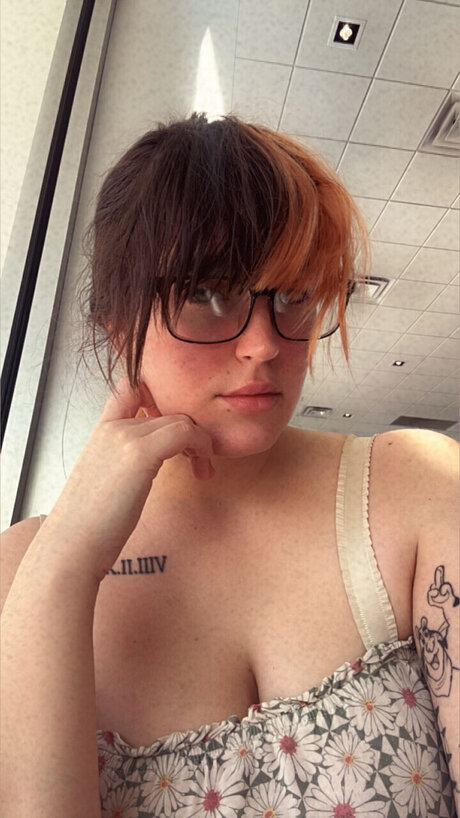 Foto di nudo di fuga di OnlyFans di Jay Star