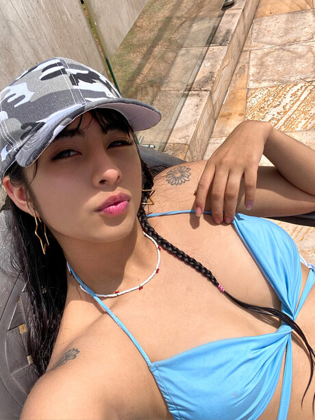 Foto di nudo di fuga di OnlyFans di Millon