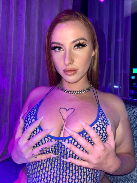 Foto di nudo di fuga di OnlyFans di Anna Red Vip