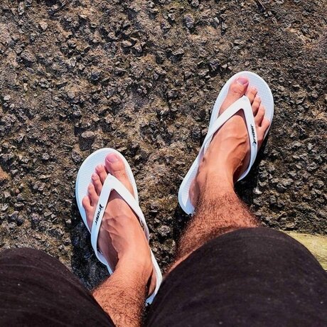 Foto di nudo di fuga di OnlyFans di Twink Feet