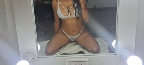 Dinora Sadie 