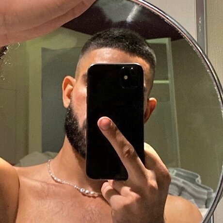 Foto di nudo di fuga di OnlyFans di Aiden