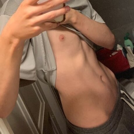 Foto di nudo di fuga di OnlyFans di Tauxy2