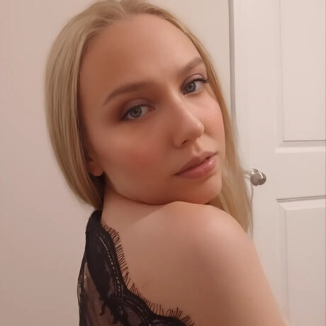Foto di nudo di fuga di OnlyFans di Purgatori The Queen Of Samhain