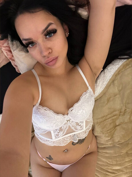 Foto di nudo di fuga di OnlyFans di Lilly Malika