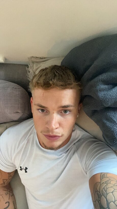 Foto di nudo di fuga di OnlyFans di Juicyjp