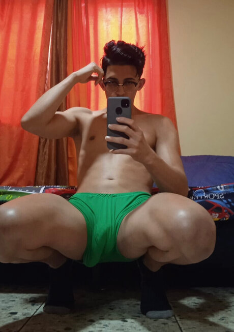 Foto di nudo di fuga di OnlyFans di Johan Maky Free 
