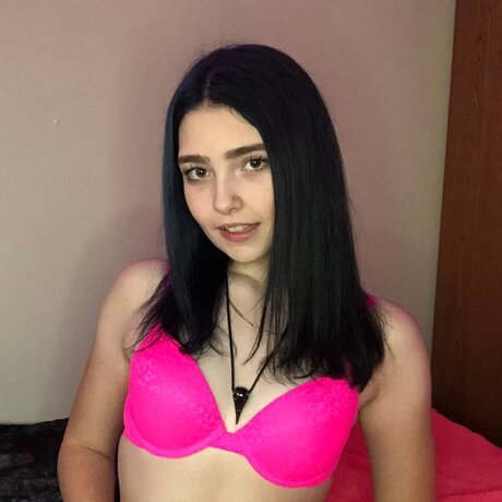 Foto di nudo di fuga di OnlyFans di Angel Rose