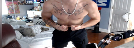 Foto di nudo di fuga di OnlyFans di Harry Hung 