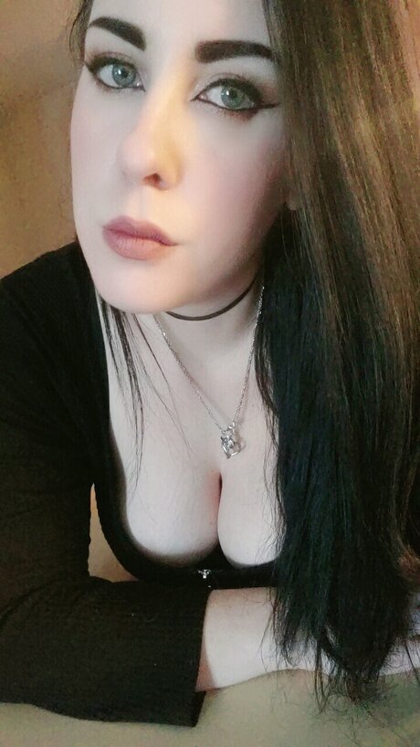 Foto di nudo di fuga di OnlyFans di Avellyn