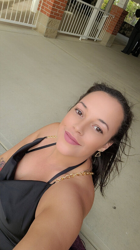 Foto di nudo di fuga di OnlyFans di Silky