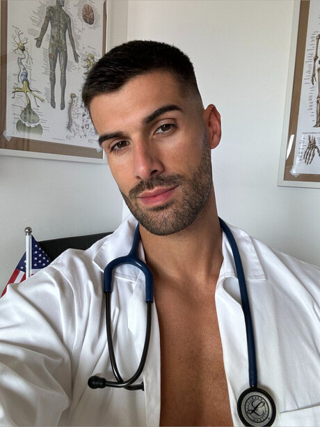 Foto di nudo di fuga di OnlyFans di Drharry