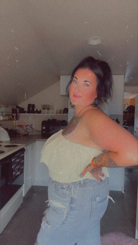 Foto di nudo di fuga di OnlyFans di Katie Whorror