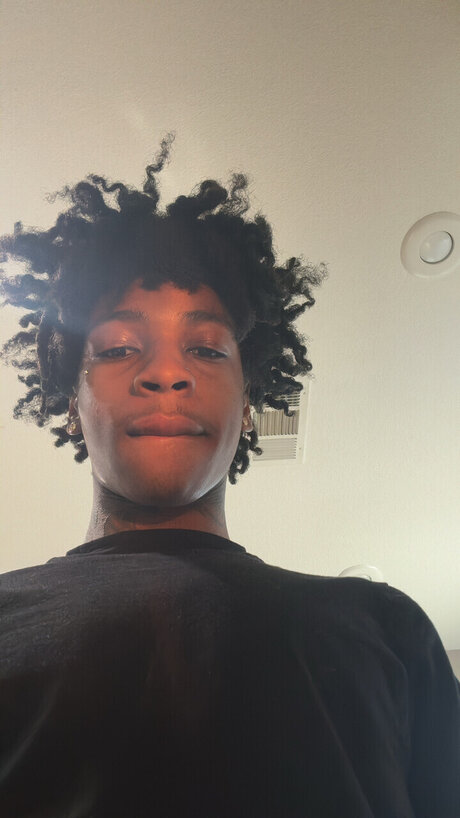 Foto di nudo di fuga di OnlyFans di Zay