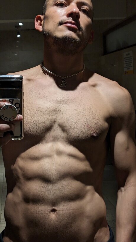 Foto di nudo di fuga di OnlyFans di Germo 