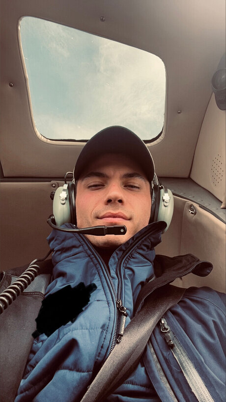 Foto di nudo di fuga di OnlyFans di Tyler Hyundai