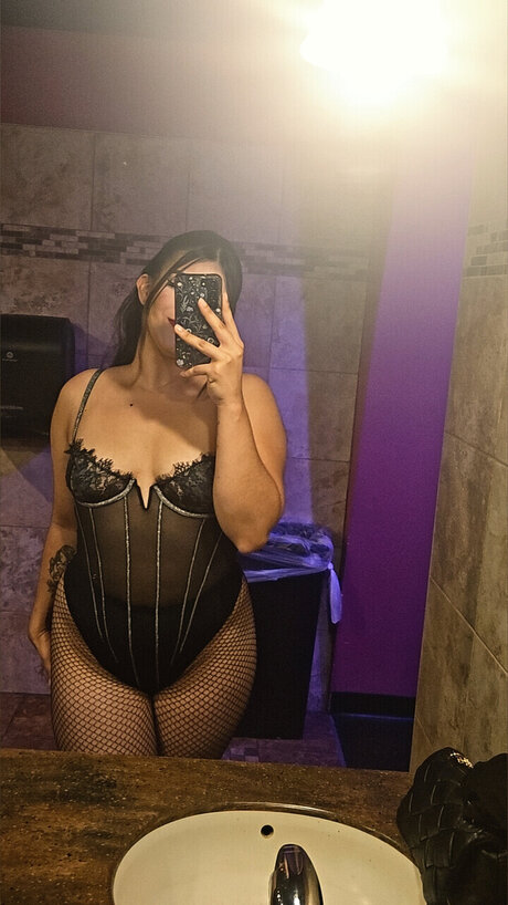 Foto di nudo di fuga di OnlyFans di Claudia Gaytan